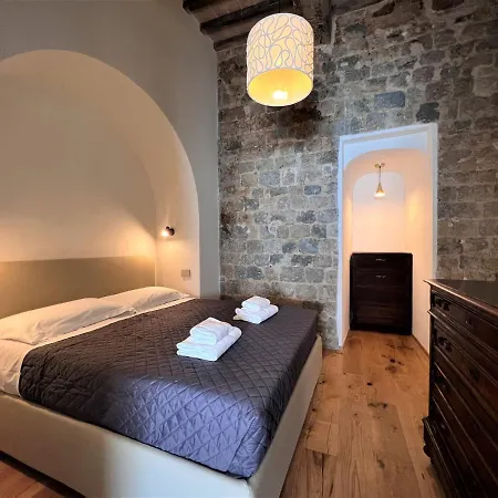 Torre Del Cavaliere Apartamento