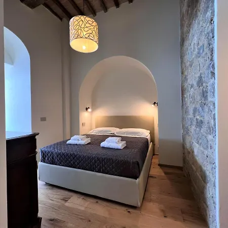 Torre Del Cavaliere Apartmán